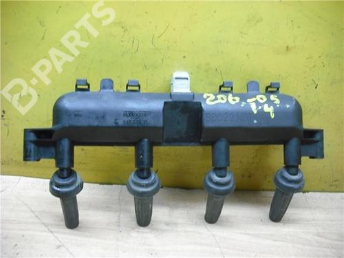 Used Ignition coil PEUGEOT 206 Hatchback (2A/C) [1998-2012]  9636356