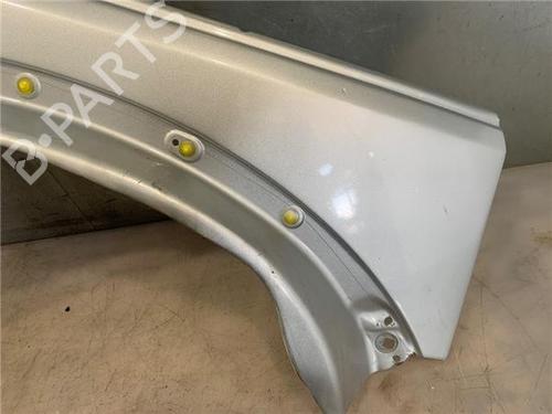Right front fenders LAND ROVER DISCOVERY III (L319) 2.7 TD 4x4 | BP25977322C42 