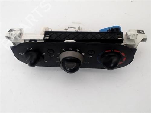 Climate control RENAULT TWINGO II (CN0_) 1.5 dCi (CN0E) | BP21359895I5 