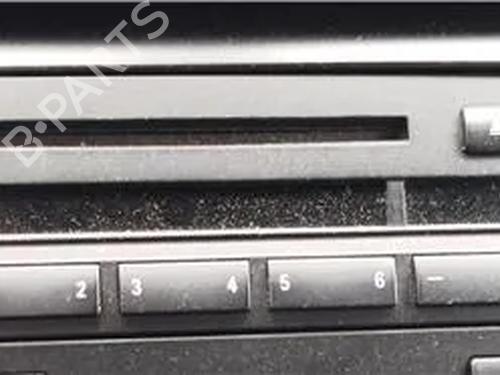 Used Radio BMW 3 Touring (E46) 320 i (170 hp) 24473184