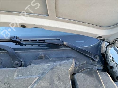 Front windshield wiper arm BMW 3 (E90) 330 d | BP32418679C143