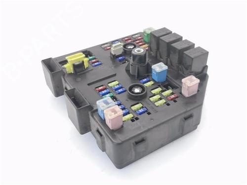 Fuse box OPEL ANTARA A (L07) 2.2 CDTi | BP39093883E1 - Image 3