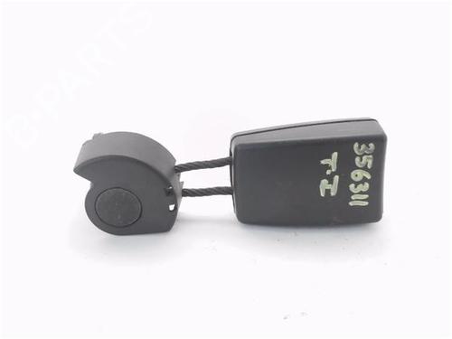 Used Seat buckle VW GOLF PLUS V (5M1, 521) 1.9 TDI (105 hp) 32450605