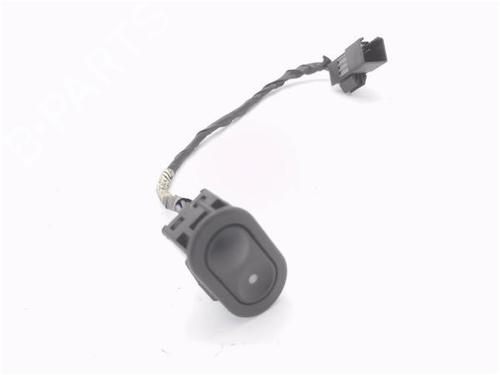 Used Right front window switch OPEL CORSA B (S93) [1993-2009]  30135477