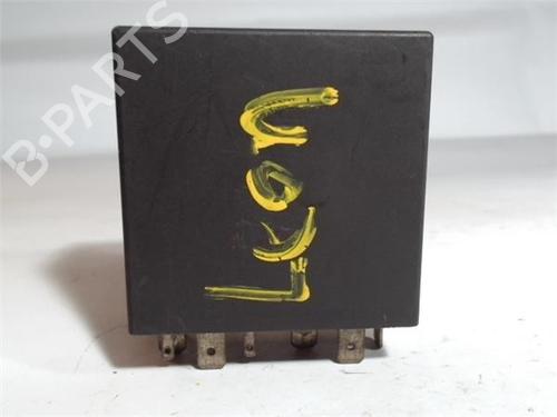 Fuse box SEAT LEON (1M1) | BP13043557E1