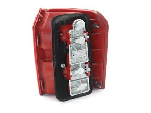 Left taillight AUDI A2 (8Z0) 1.6 FSI | BP40150763C34  - Image 5