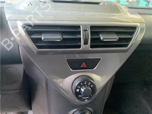 Middle console TOYOTA IQ (_J1_) 1.0 (KGJ10_, KGJ10R) | BP29135392I22 
