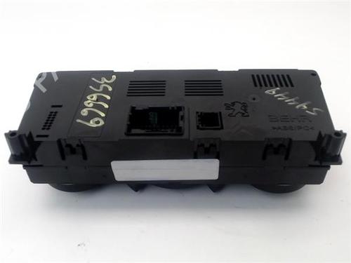 Climate control PEUGEOT 3008 I MPV (0U_) 2.0 HDi Hybrid4 | BP22984233I5 