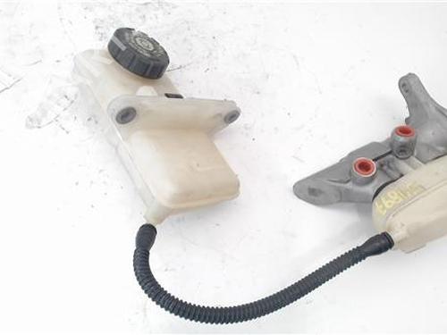 Brake master cylinder RENAULT SCÉNIC III (JZ0/1_) 1.2 TCe | BP16639164M77