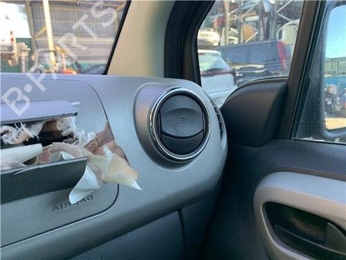 luftventilen-peugeot-partner-tepee-2008-32451103 main image