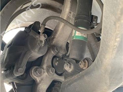 Left front steering knuckle LEXUS IS II (_E2_) 220d (ALE20) | BP32417265M25