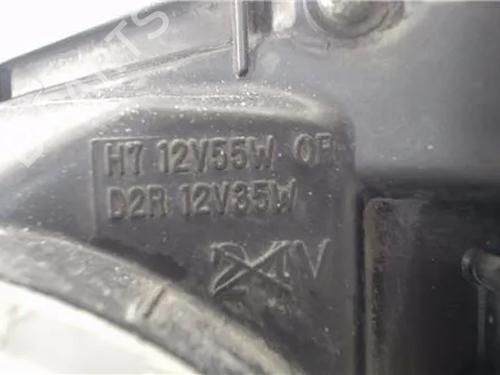 Right headlight SUBARU LEGACY III Estate (BH) 2.5 AWD (BH9) | BP26953614C29