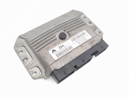 Used Electronic module DACIA SANDERO II 1.2 (75 hp) 18300420