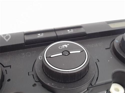 Climate control VW GOLF PLUS V (5M1, 521) 1.9 TDI | BP11049523I5 