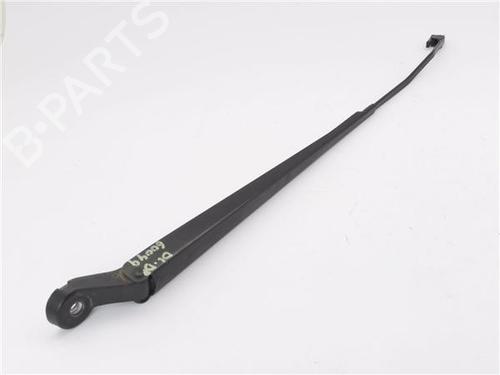 Used Front windshield wiper arm CITROËN XSARA PICASSO (N68) 2.0 HDi (90 hp) 24152565