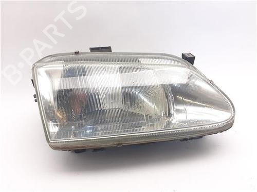 Used Right headlight RENAULT MEGANE Scenic (JA0/1_) [1996-2001]  12597135