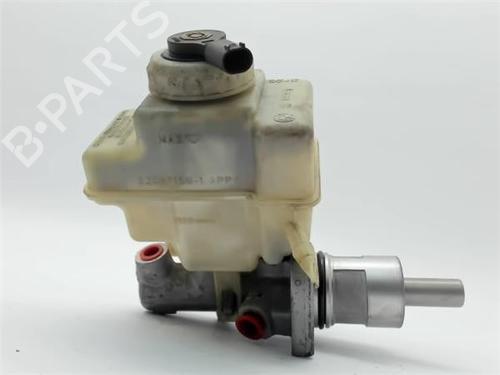 Brake master cylinder BMW 7 (E65, E66, E67) 745 i, Li | BP13522919M77