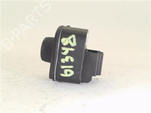 Mirror switch SEAT ATECA (KH7, KHP) 1.5 TSI | BP37261069I25 - Image 3