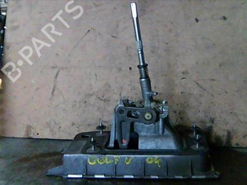 Used Gear lever VW GOLF V (1K1) [2003-2010]  14336047