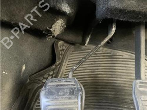 Clutch pedal FORD TRANSIT CONNECT (P65_, P70_, P80_) 1.8 TDCi | BP32450687I13