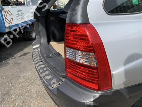 Used Right taillight Right taillight KIA SPORTAGE II (JE_, KM_) 2.0 CRDi 4WD (140 hp) 33730170 33730170