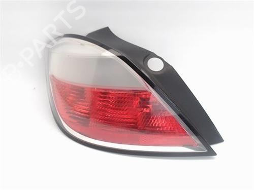 Used Left taillight OPEL ASTRA H (A04) [2004-2014]  16568548
