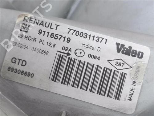 Left headlight NISSAN PRIMASTAR Van (X83) 1.9 dCi 100 | BP30554234C28