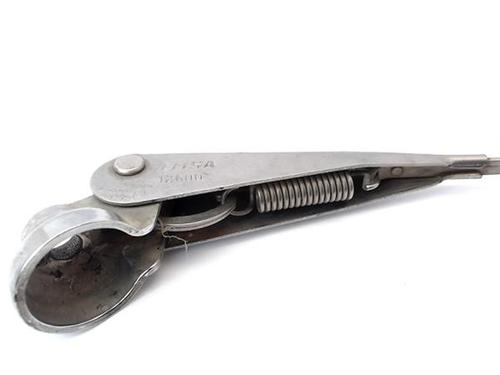 Front windshield wiper arm SEAT 600 (110B) 0.8 | BP14346239C143