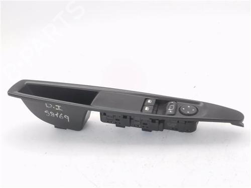 Left front window switch CITROËN C4 I (LC_) 1.4 16V | BP31169279I27