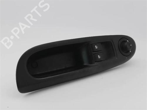 Used Left front window switch RENAULT CLIO II (BB_, CB_) [1998-2016]  22339101