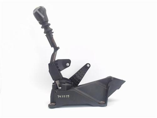 Gear lever NISSAN QASHQAI / QASHQAI +2 I (J10, NJ10, JJ10E) 1.6 dCi | BP15984942M90 