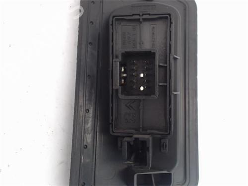 Comfort control module PEUGEOT 1007 (KM_)  | BP16825258M56 