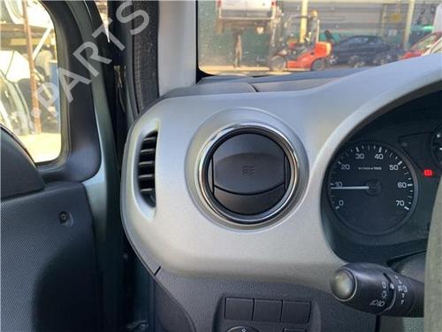 luftventilen-peugeot-partner-tepee-2008-32451102 main image