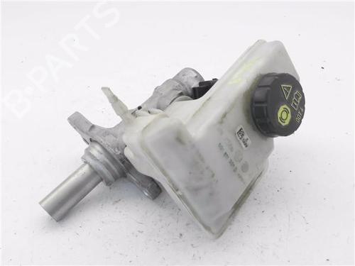 Brake master cylinder SEAT ATECA (KH7, KHP) 1.5 TSI | BP37261191M77 - Image 3