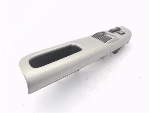 Used Left front window switch Left front window switch TOYOTA COROLLA Saloon (_E12_) 1.4 VVT-i (ZZE120_, ZZE120R) (97 hp) 34621301 34621301
