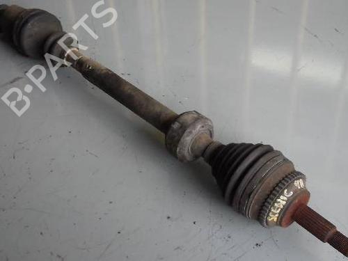 Drivaksel foran Høyre RENAULT SCÉNIC I MPV (JA0/1_, FA0_) [1999-2010]  13048933