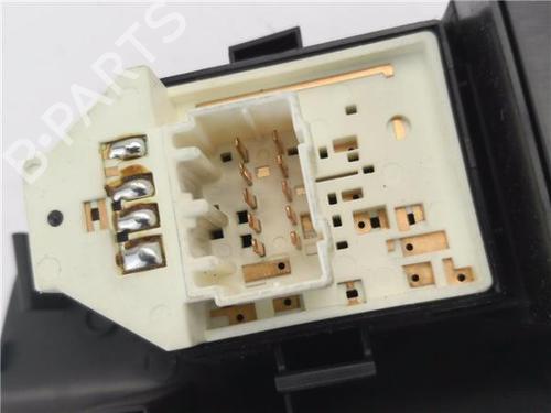 Left front window switch KIA CEE'D SW (ED) 2.0 | BP30412317I27 - Image 9