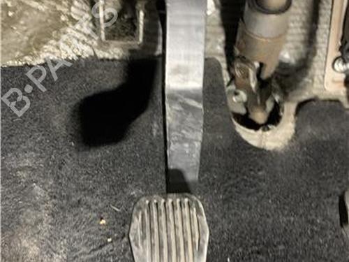 Used Clutch pedal Clutch pedal FORD FOCUS II (DA_, HCP, DP) [2004-2013] 25820930 25820930