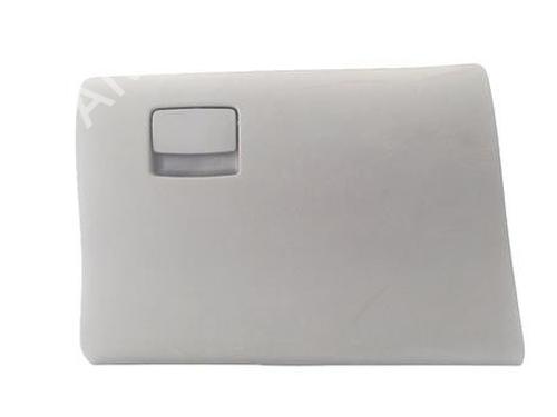 Used Glove box SEAT IBIZA III (6L1) 1.4 16V (100 hp) 33220192