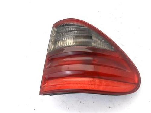Piloto trasero derecho Piloto trasero derecho MERCEDES-BENZ E-CLASS (W210) E 270 CDI (210.016) (170 hp) 36477156 36477156