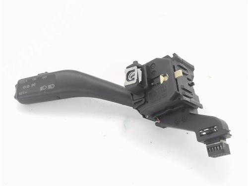 Comutador Comutador VW GOLF PLUS V (5M1, 521) [2004-2013] 33730221 33730221