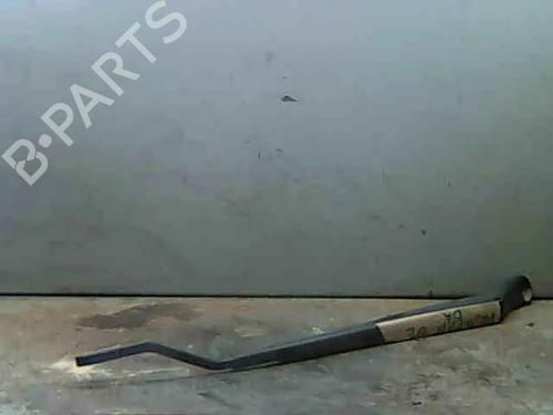 Used Front windshield wiper arm NISSAN PRIMERA Hatchback (P12) 2.2 Di (126 hp) 14334089