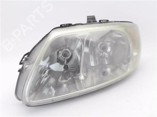 Used Left headlight CHRYSLER VOYAGER IV (RG, RS) [1999-2008]  31575093