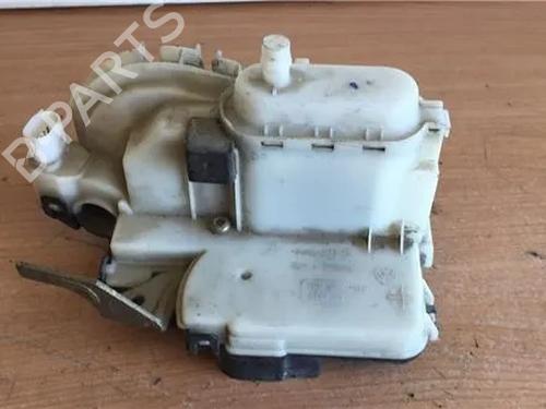 Used Front right lock VW POLO III (6N1) [1994-1999]  13043387