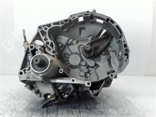 Used Gearbox RENAULT RAPID Box Body/MPV (F40_, G40_) [1985-2001]  13396493