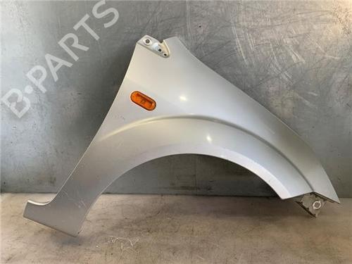 Used Right front fenders FORD FIESTA V (JH_, JD_) 1.4 16V (80 hp) 24035531