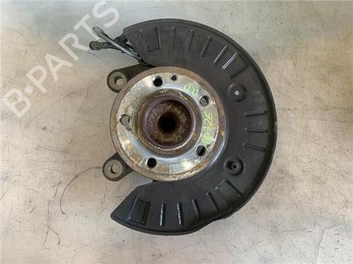 Used Right front steering knuckle Right front steering knuckle MERCEDES-BENZ VITO / MIXTO Van (W639) 109 CDI (639.601, 639.603, 639.605) (88 hp) 35953946 35953946