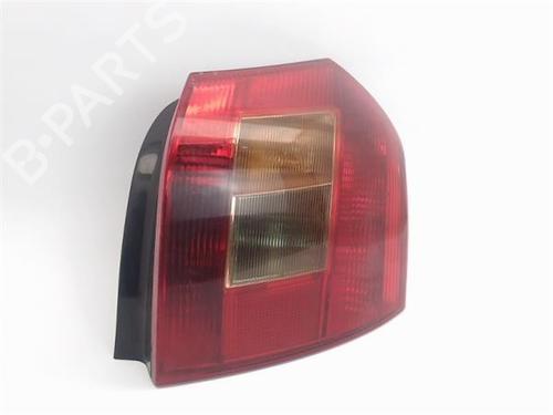 Used Right taillight TOYOTA COROLLA (_E12_) 1.6 VVT-i (ZZE121_, ZZE121R) (110 hp) 13888362
