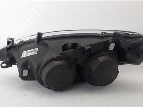 Right headlight PEUGEOT 307 (3A/C) 2.0 HDi 90 | BP24038072C29 
