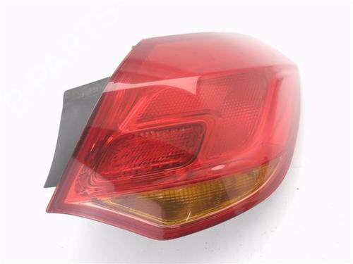 Feu arrière droit OPEL ASTRA J (P10) 1.6 CDTi (68) (110 hp) 32091232